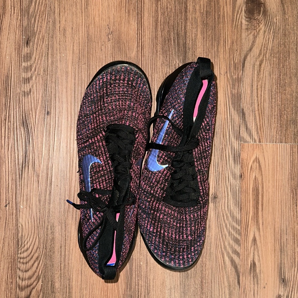 vapor max size 13 clean condition